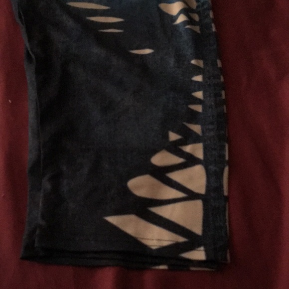 Bottom - Picture 5 of 5